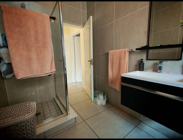 2 BEDROOM APARTMENT TO LET IN GREENSTONE HILL
